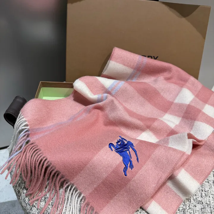 スーパーコピー バーバリー ス マフラー