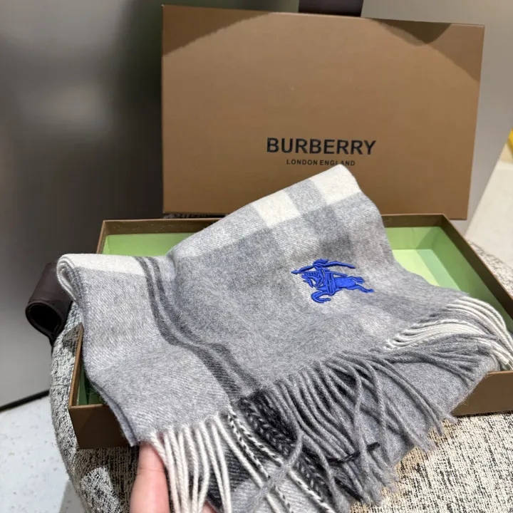 スーパーコピー バーバリー ス マフラー