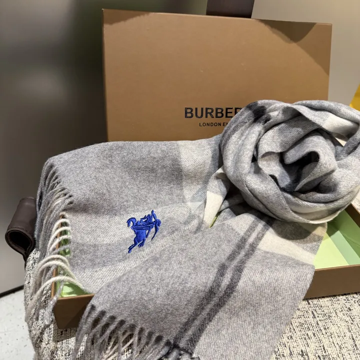 スーパーコピー バーバリー ス マフラー