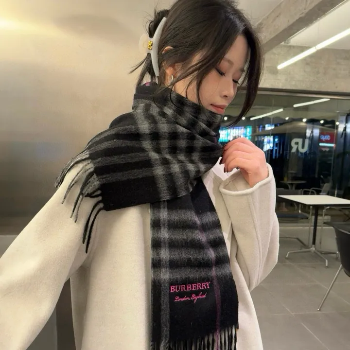 スーパーコピー バレンシアガ マフラー