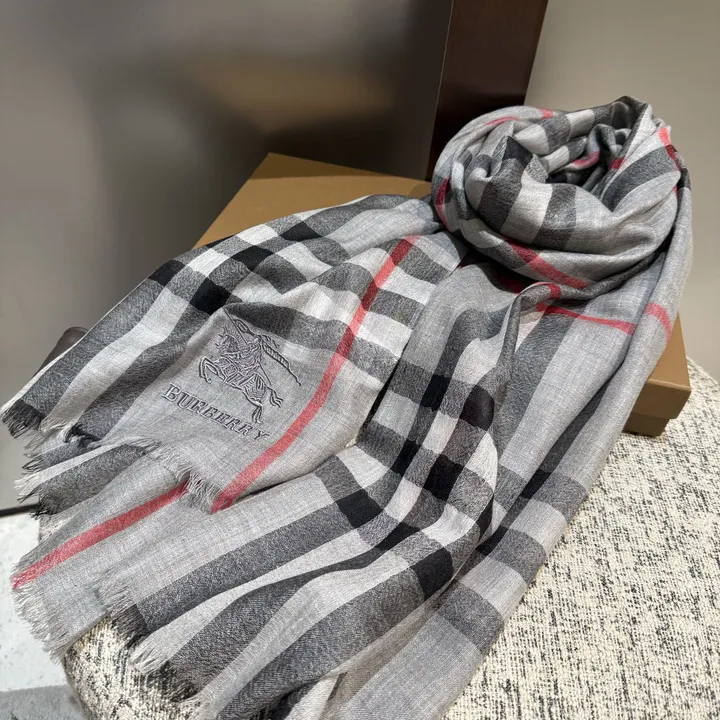 スーパーコピー バーバリー ス マフラー