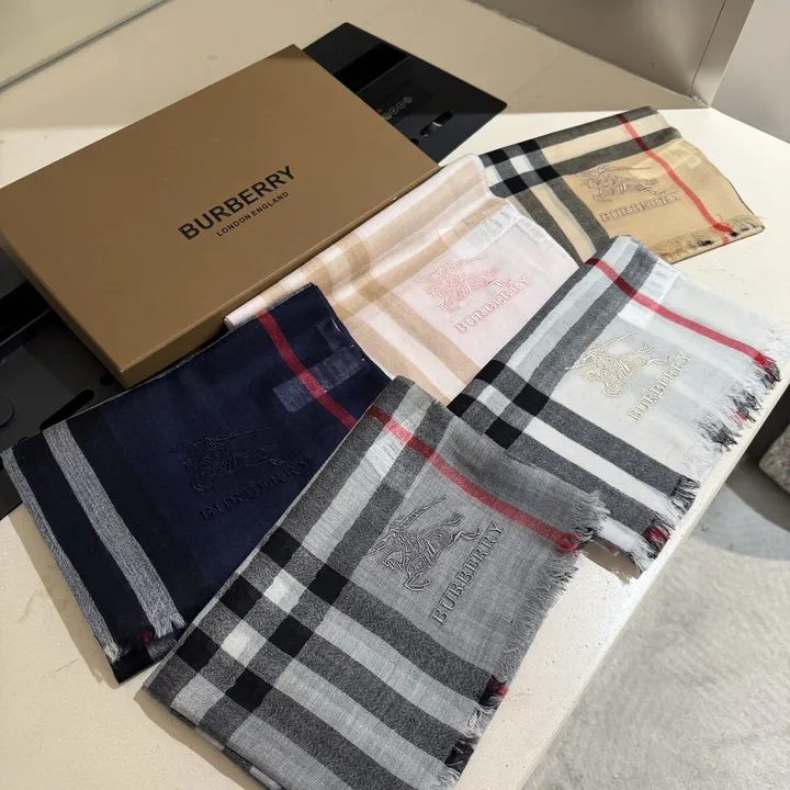 スーパーコピー バーバリー ス マフラー