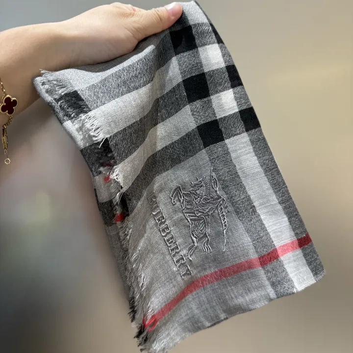 スーパーコピー バーバリー ス マフラー