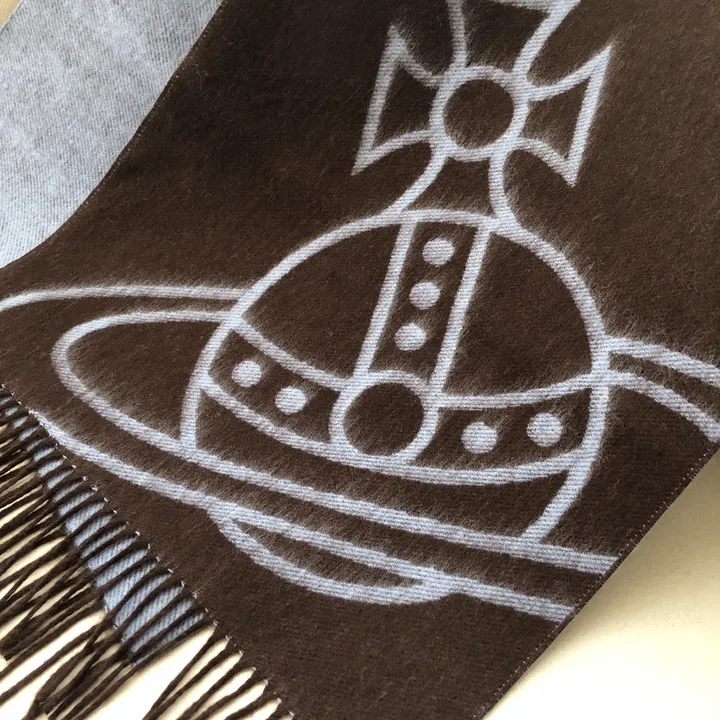 スーパーコピー ヴィヴィアン・ウエストウッド マフラー