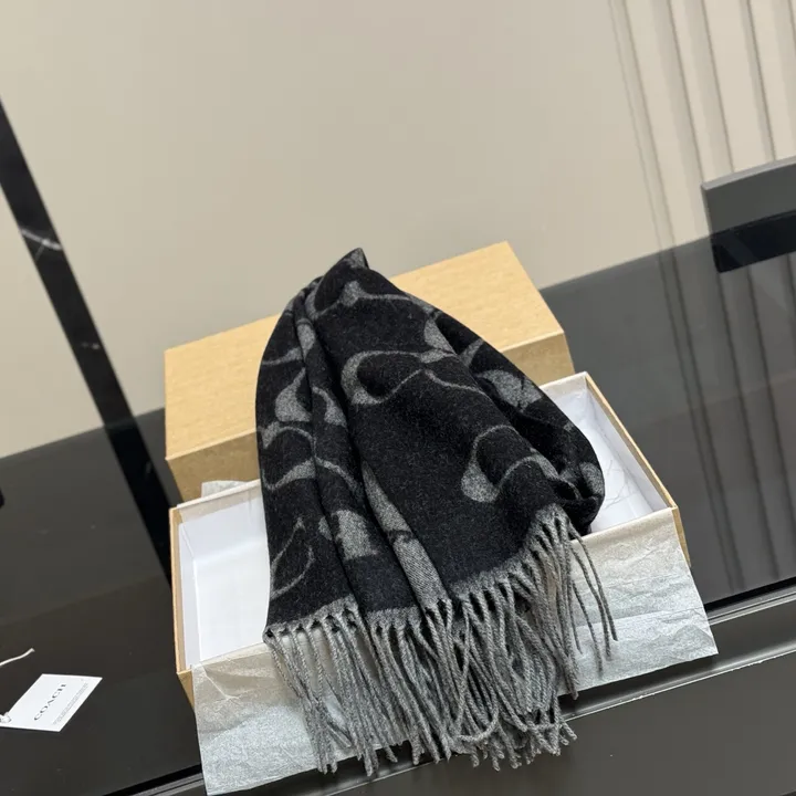 スーパーコピー コーチ マフラー