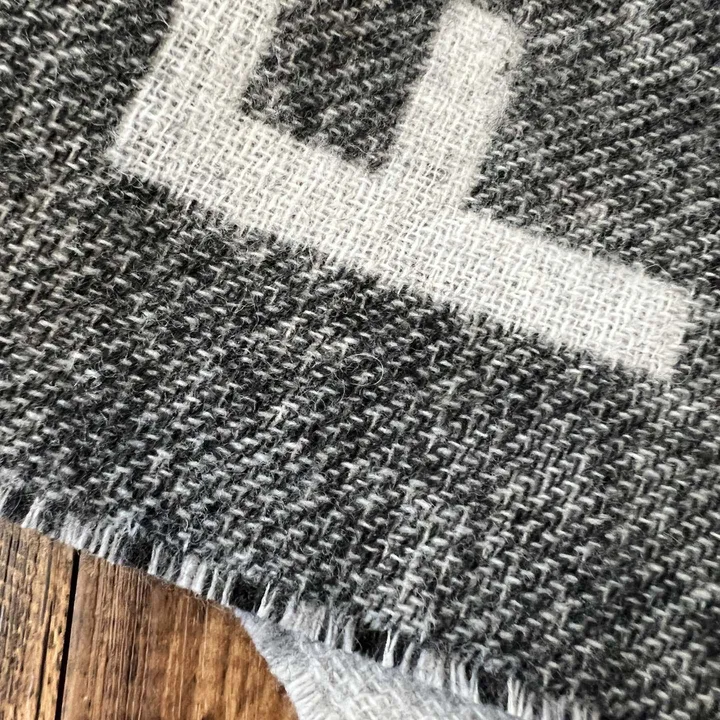 スーパーコピー フェンディ マフラー