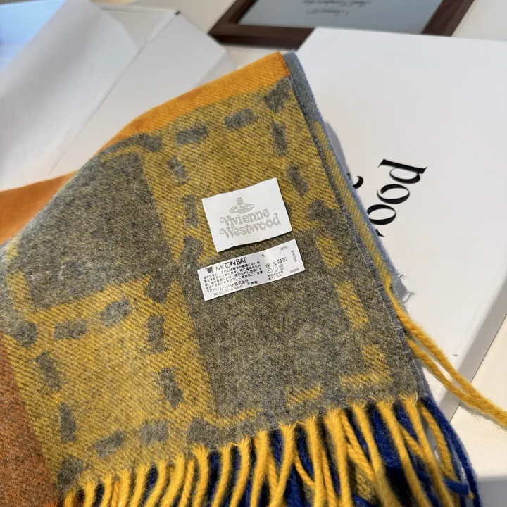 スーパーコピー ヴィヴィアン・ウエストウッド マフラー