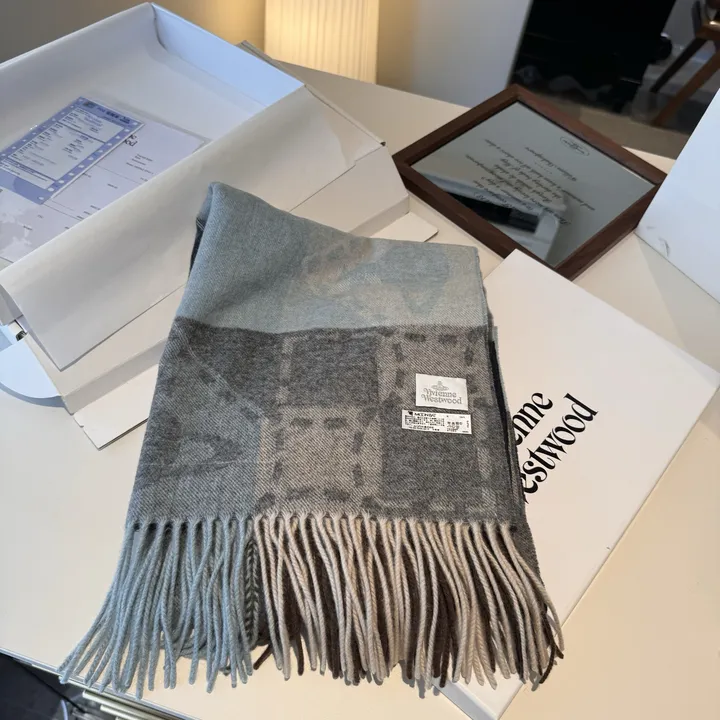 スーパーコピー ヴィヴィアン・ウエストウッド マフラー