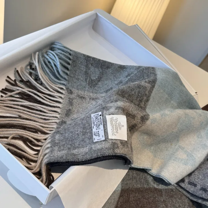 スーパーコピー ヴィヴィアン・ウエストウッド マフラー