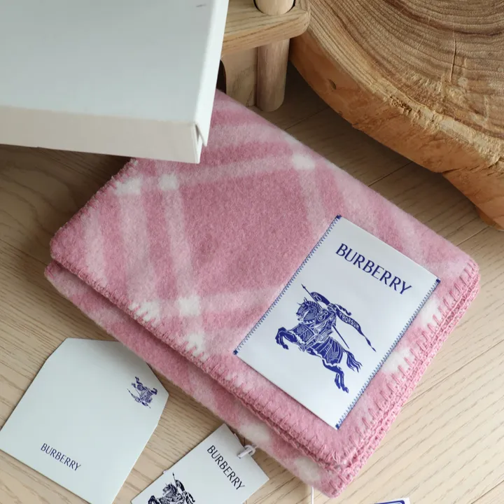 スーパーコピー バーバリー ス マフラー