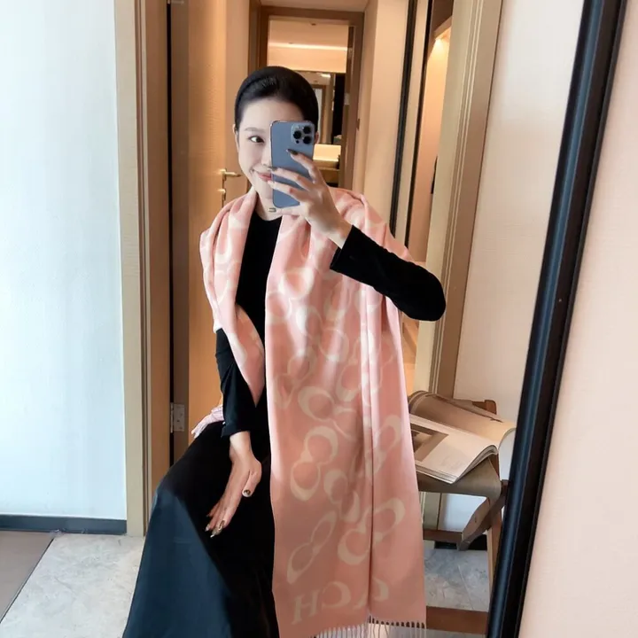 スーパーコピー コーチ マフラー