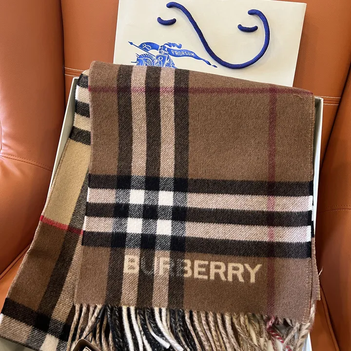 スーパーコピー バーバリー ス マフラー