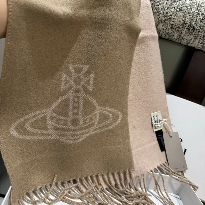 スーパーコピー ヴィヴィアン・ウエストウッド マフラー