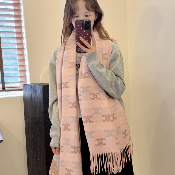 スーパーコピー セリーヌ マフラー