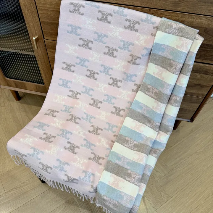 スーパーコピー セリーヌ マフラー