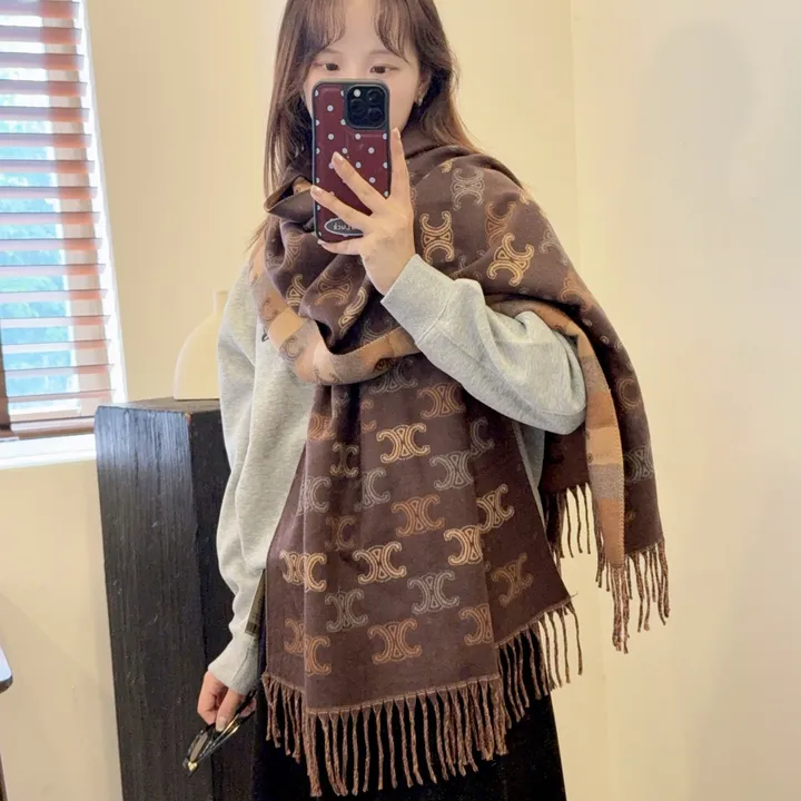 スーパーコピー セリーヌ マフラー