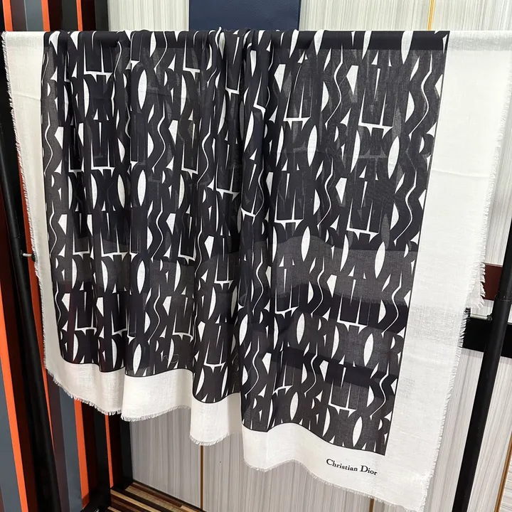 スーパーコピー ディオール マフラー