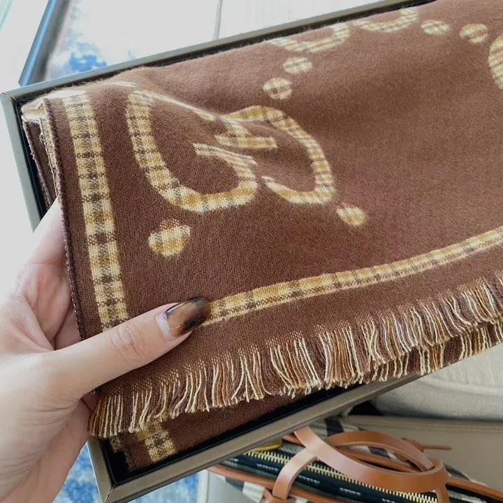 スーパーコピー グッチ マフラー