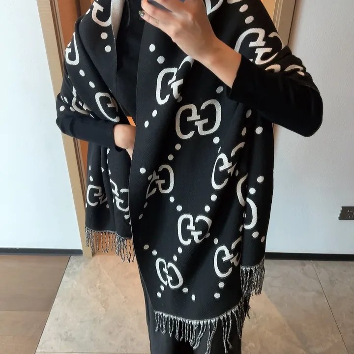 スーパーコピー グッチ マフラー