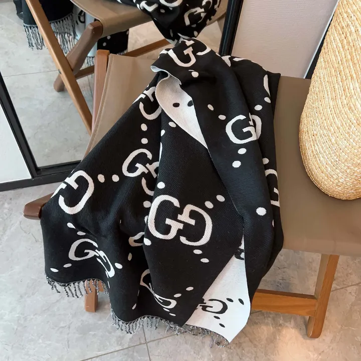 スーパーコピー グッチ マフラー