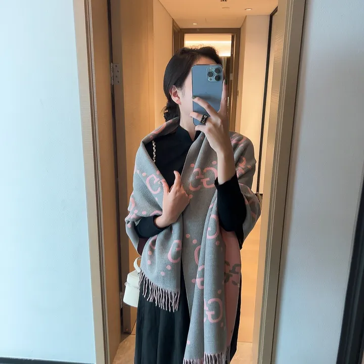 スーパーコピー グッチ マフラー