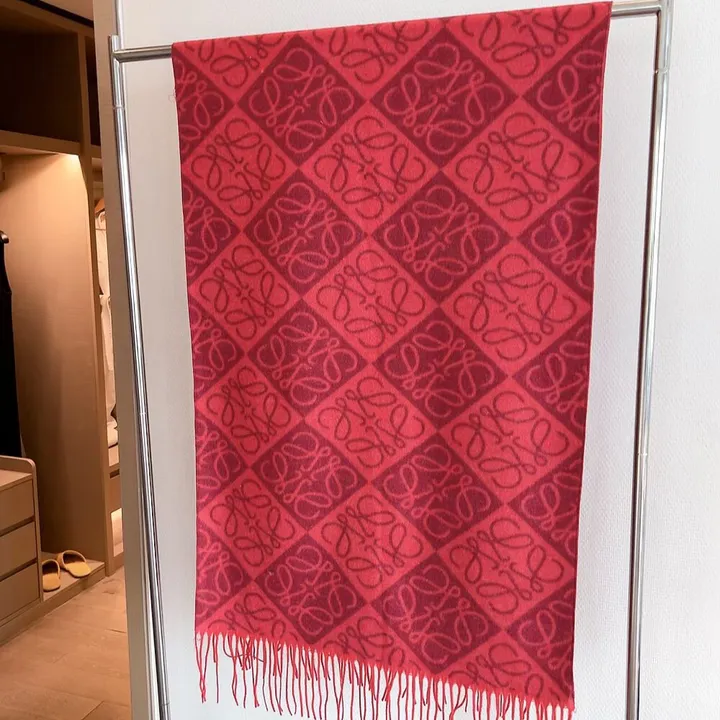 スーパーコピー ロエベ マフラー