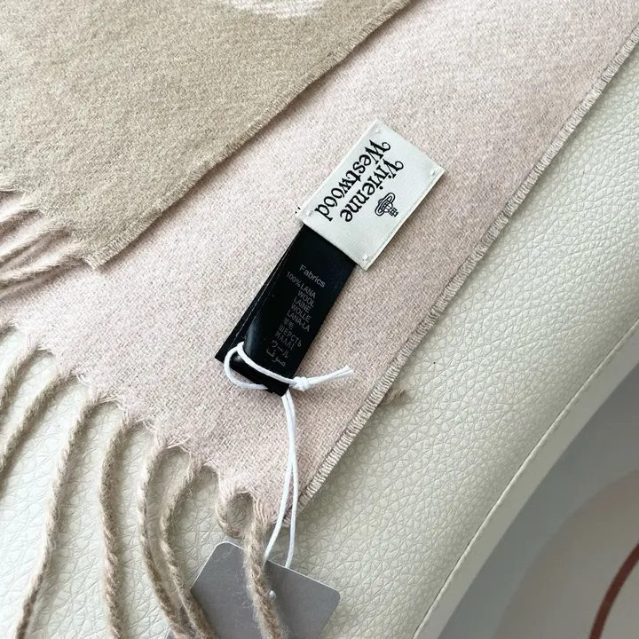 スーパーコピー ヴィヴィアン・ウエストウッド マフラー