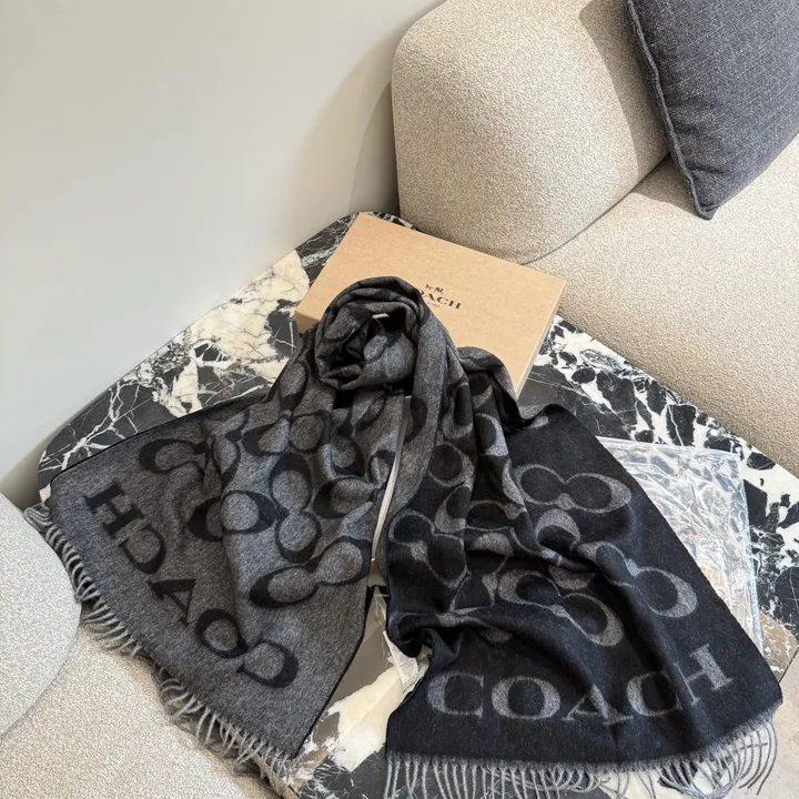 スーパーコピー コーチ マフラー