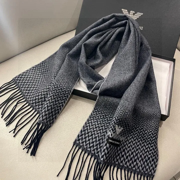 スーパーコピー フェンディ マフラー