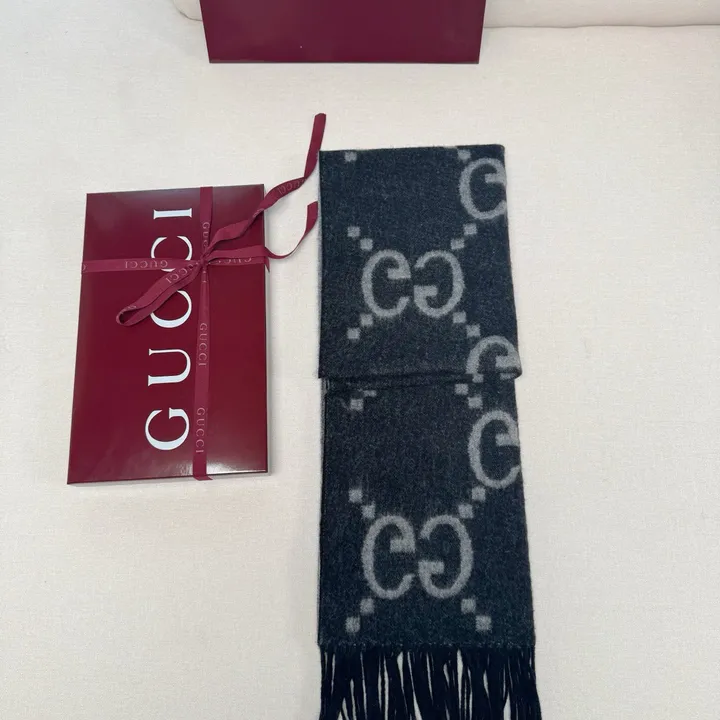 スーパーコピー グッチ マフラー