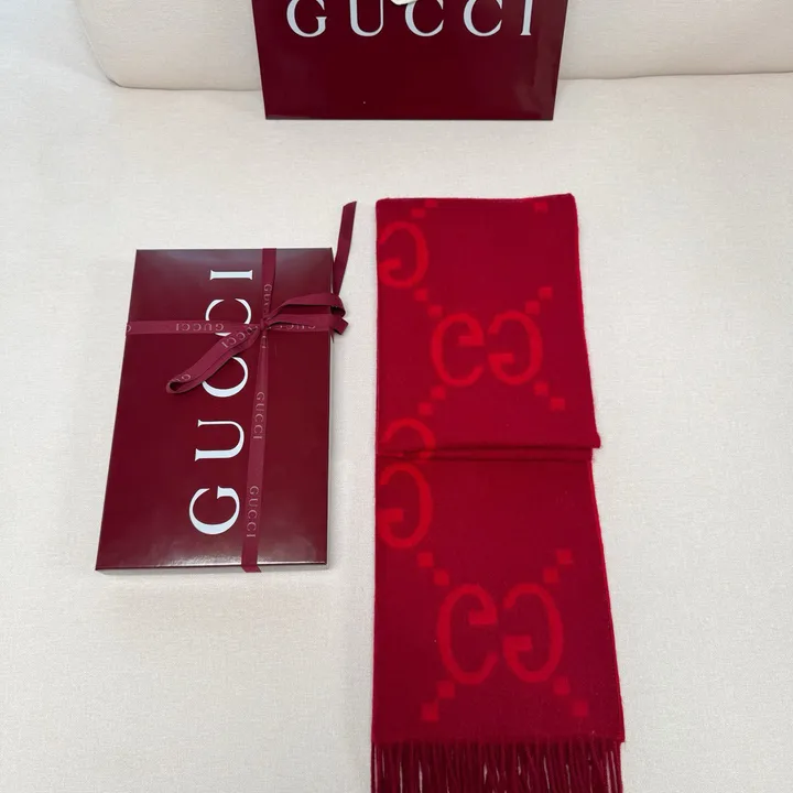 スーパーコピー グッチ マフラー