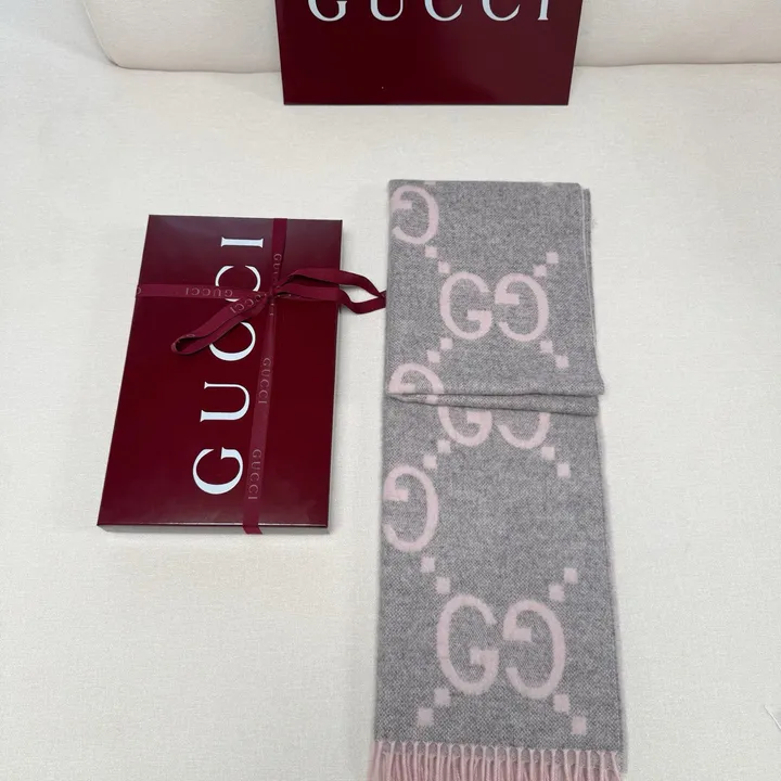 スーパーコピー グッチ マフラー