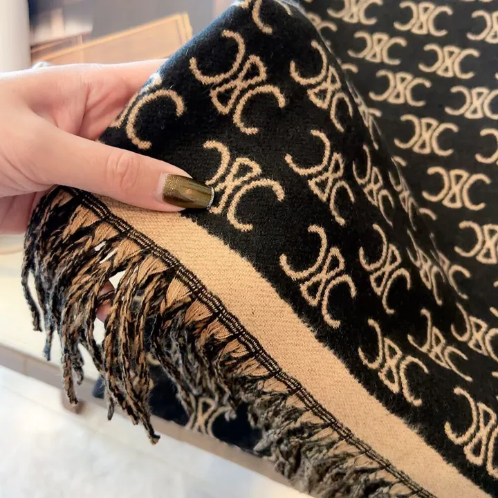 スーパーコピー セリーヌ マフラー