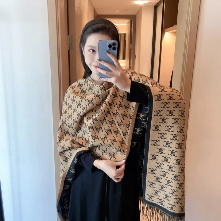 スーパーコピー セリーヌ マフラー