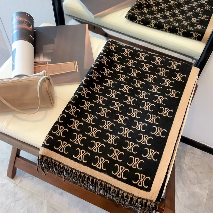 スーパーコピー セリーヌ マフラー