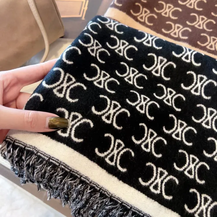 スーパーコピー セリーヌ マフラー