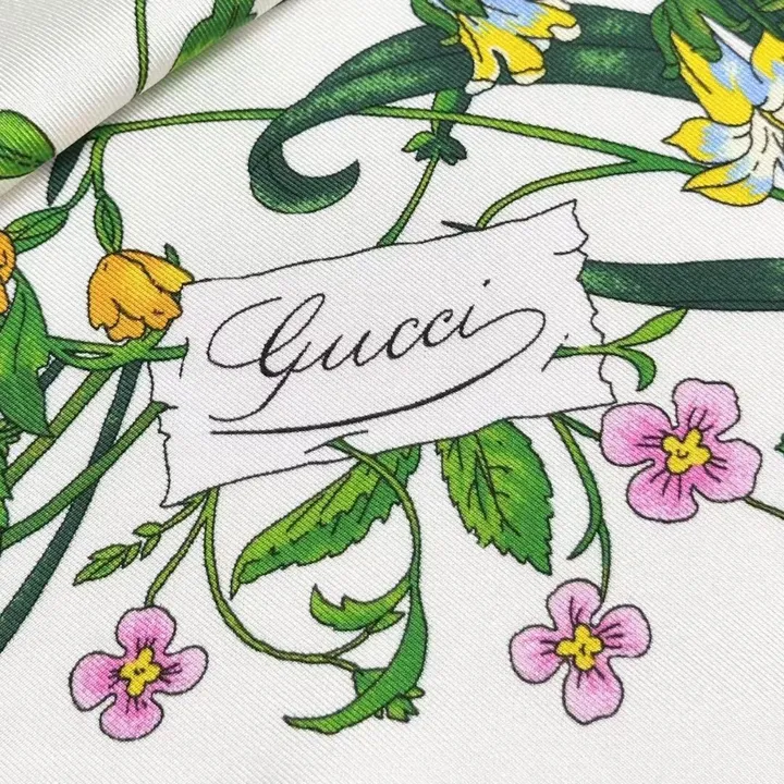 スーパーコピー グッチ マフラー