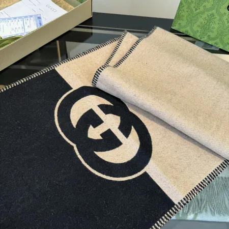 スーパーコピー グッチ マフラー