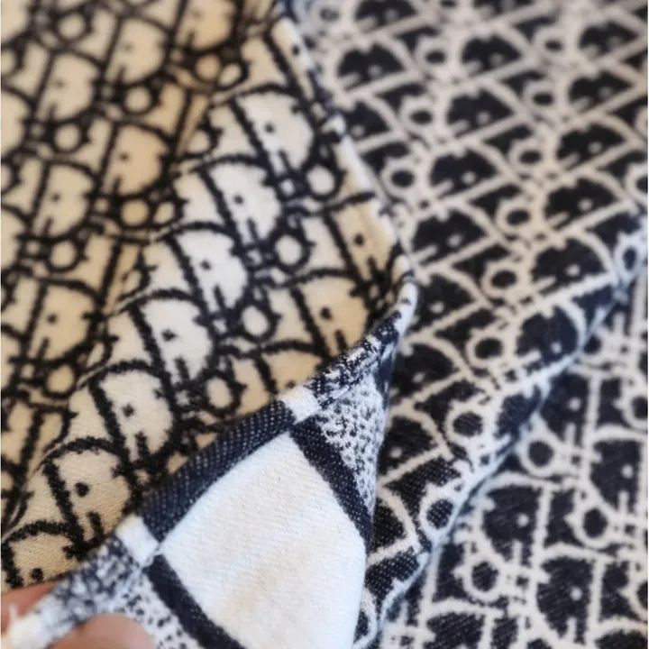 スーパーコピー ディオール マフラー