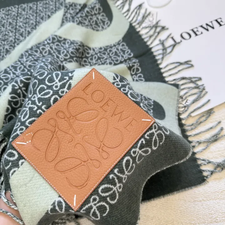 スーパーコピー ロエベ マフラー