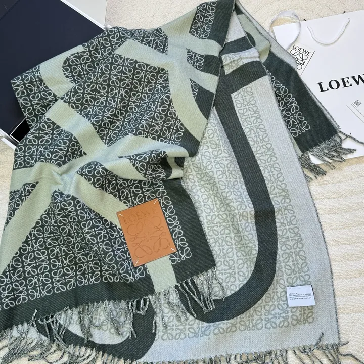 スーパーコピー ロエベ マフラー