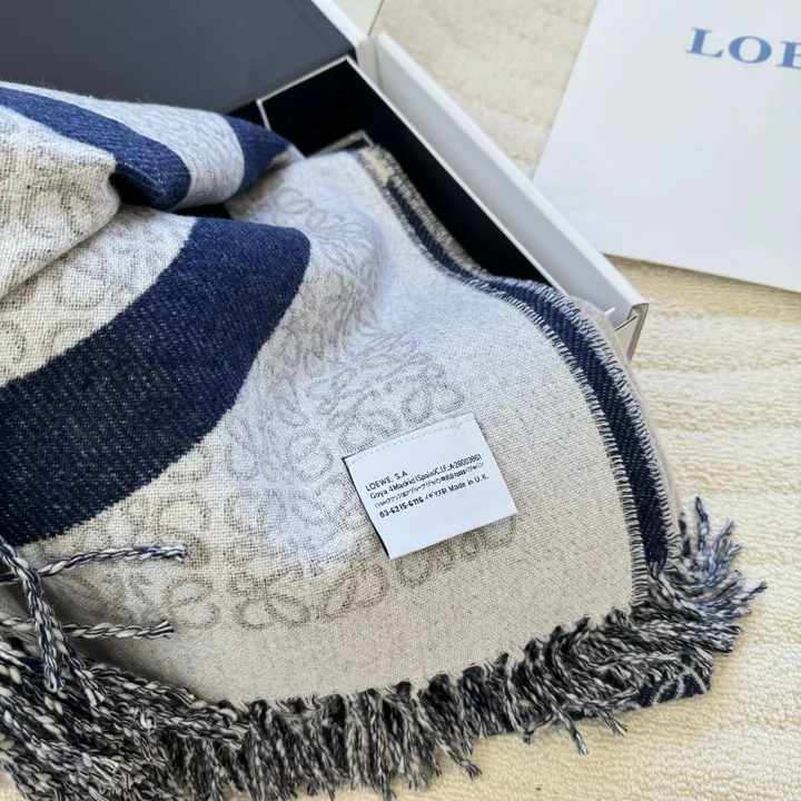 スーパーコピー ロエベ マフラー