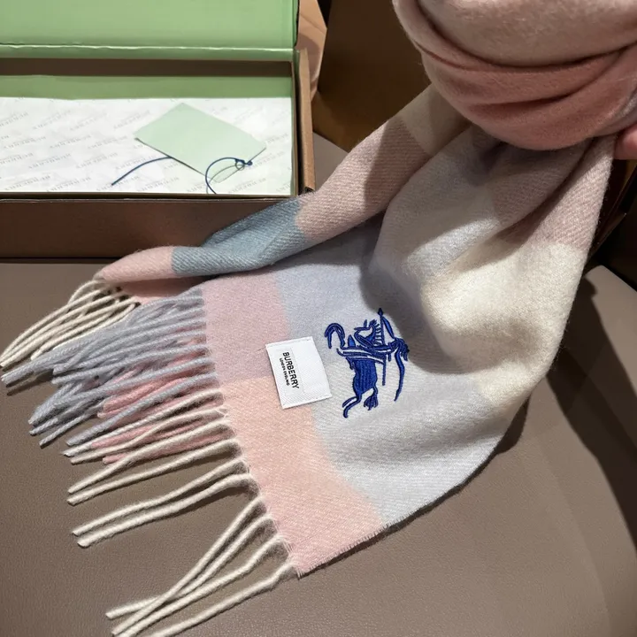 スーパーコピー バーバリー ス マフラー