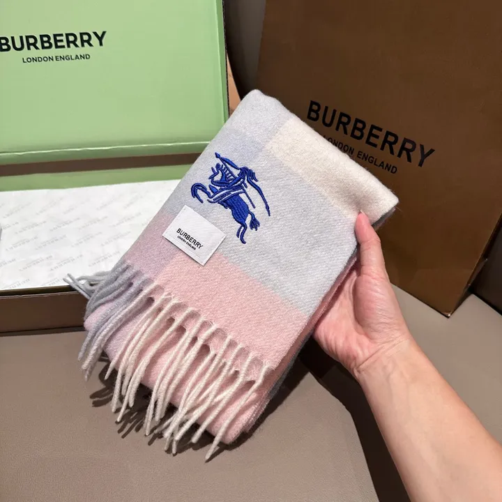 スーパーコピー バーバリー ス マフラー