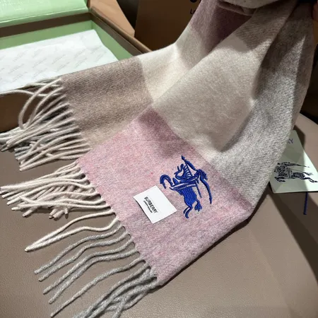 スーパーコピー バーバリー ス マフラー