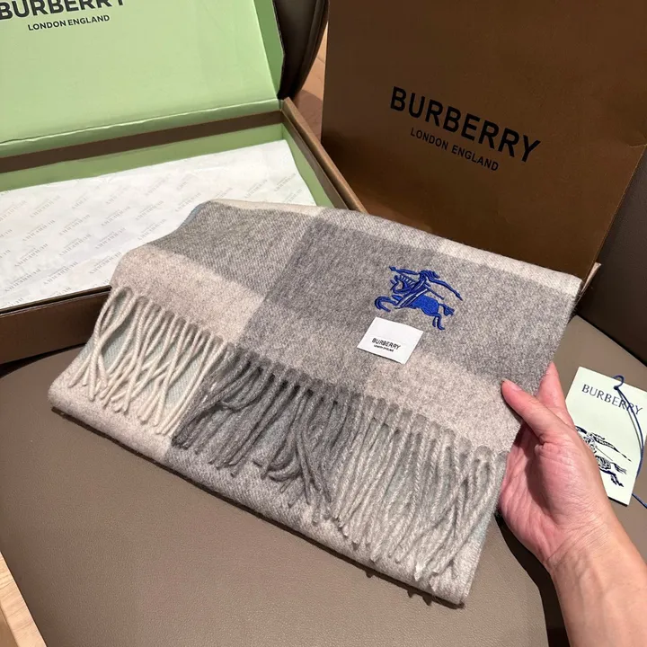 スーパーコピー バーバリー ス マフラー