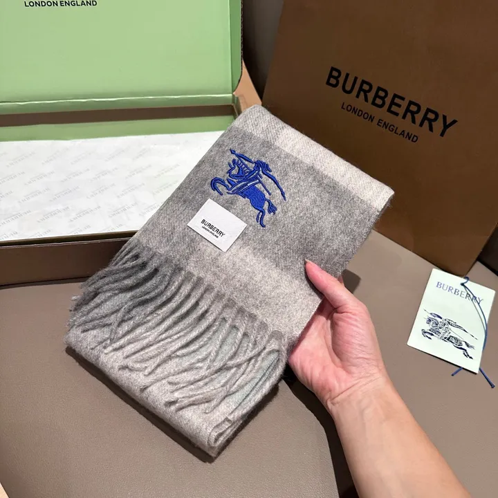 スーパーコピー バーバリー ス マフラー