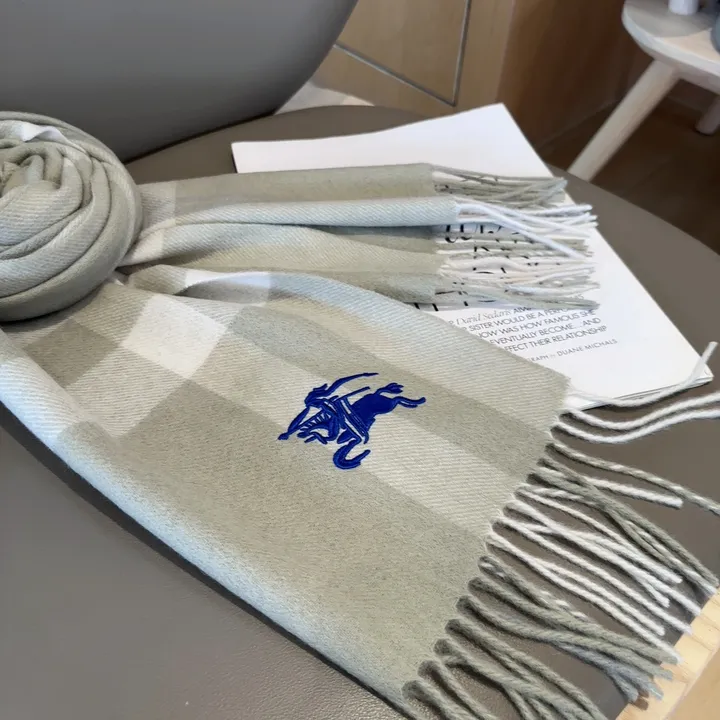 スーパーコピー バーバリー ス マフラー