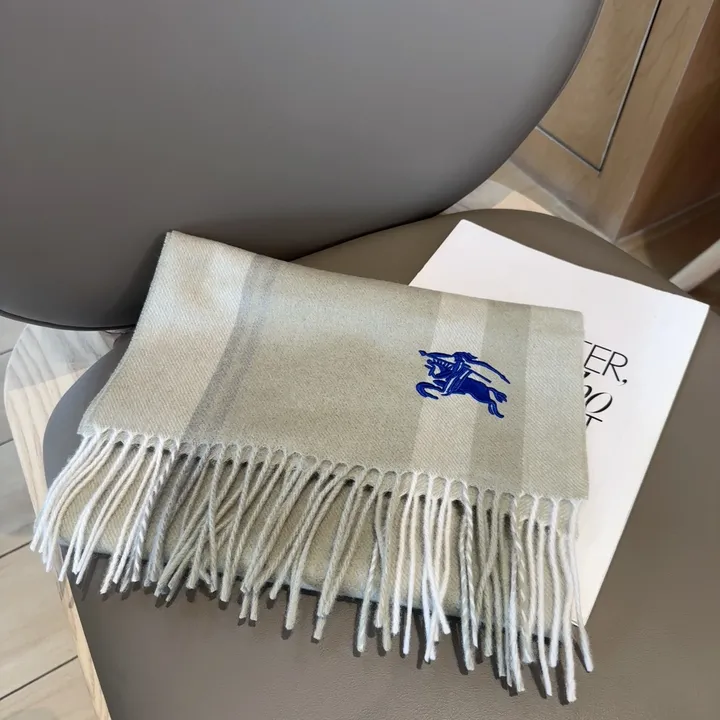 スーパーコピー バーバリー ス マフラー