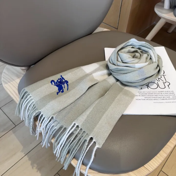 スーパーコピー バーバリー ス マフラー